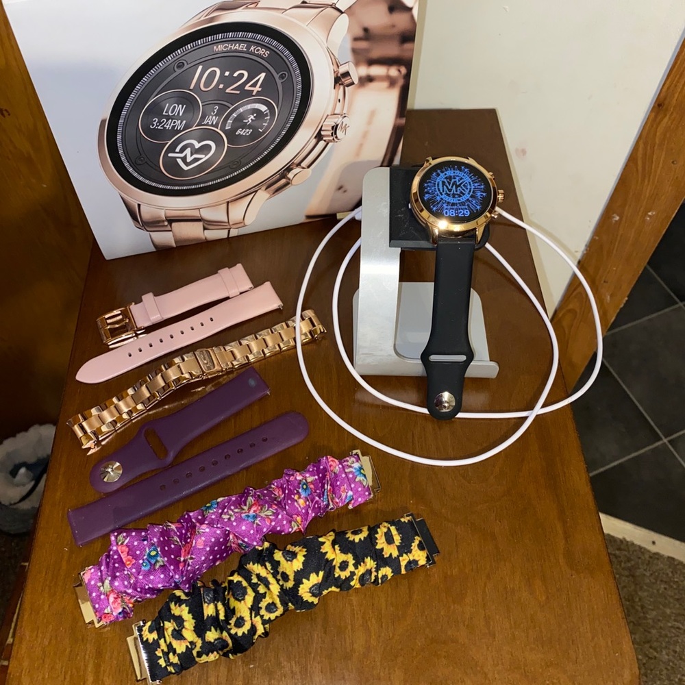 Michael Kors Smartwatch With Interchangeable Bands - image 1